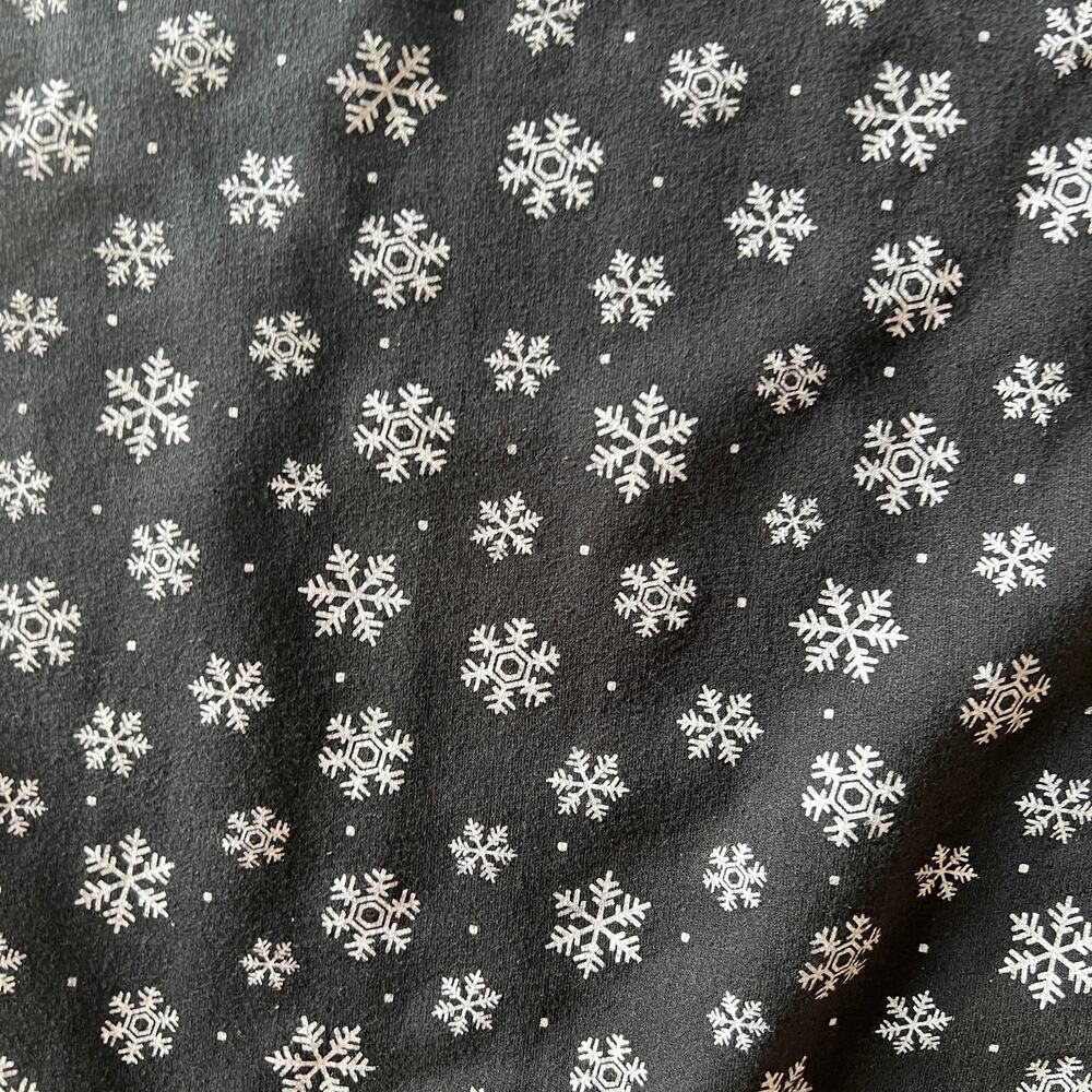 Disney Mickey Mouse Snowflake Christmas Sweatshirt Black Youth L 11-13 - Picture 6 of 8